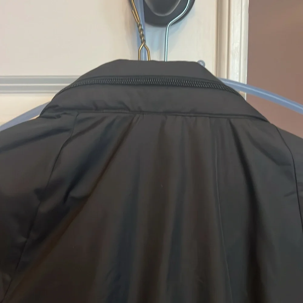 Motherhood Maternity rain coat w zip away hood and conch waost - Picture 3 of 4